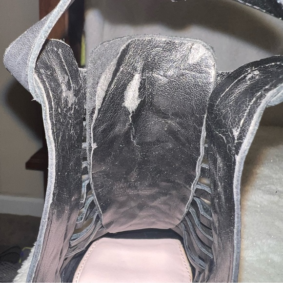 Vince Camuto black heels size 6 - Picture 9 of 12